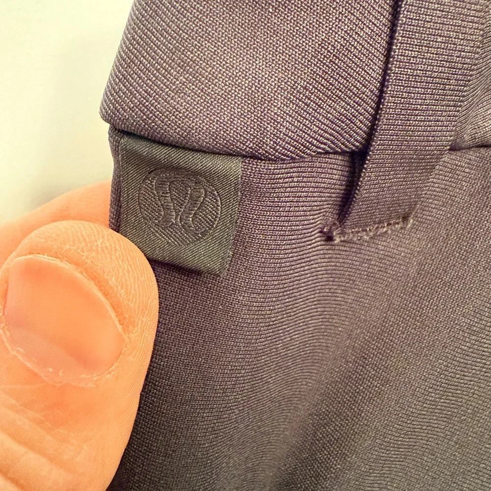 Lululemon‎ Men’s Size 40x30 Commission Relaxed Fit Charcoal Gray Pants LM5ACGS